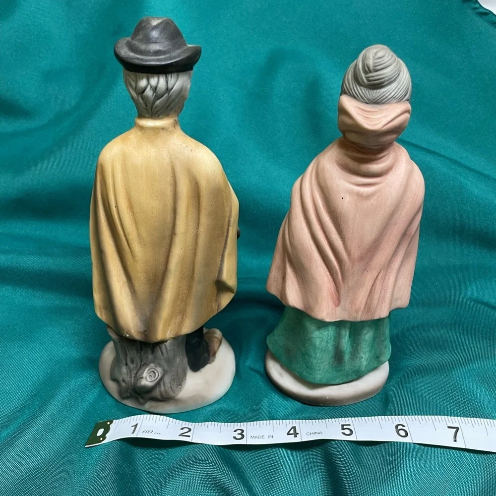 Vintage Figurines - Grandma Grandpa